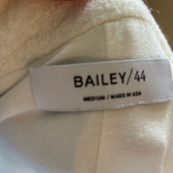Bailey 44 White Jacket Blazer - Picture 4 of 17
